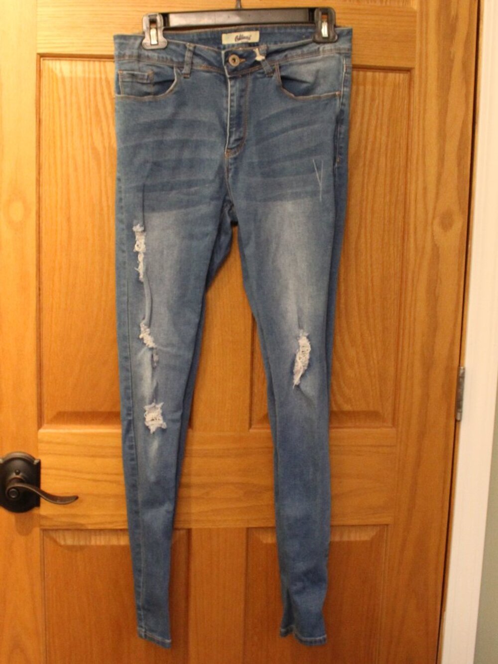 California Vintage Juniors Size 9 Denim Stretch Jeans - Tattered Worn Look